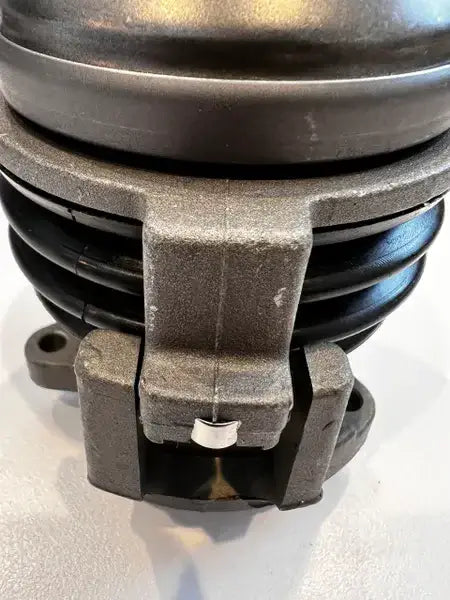 Throwout bearing for Audi R8 Lamborghini Gallardo Release Bearing Slave Cylinder Interchanges for 086141671 086141671M 086141671 L